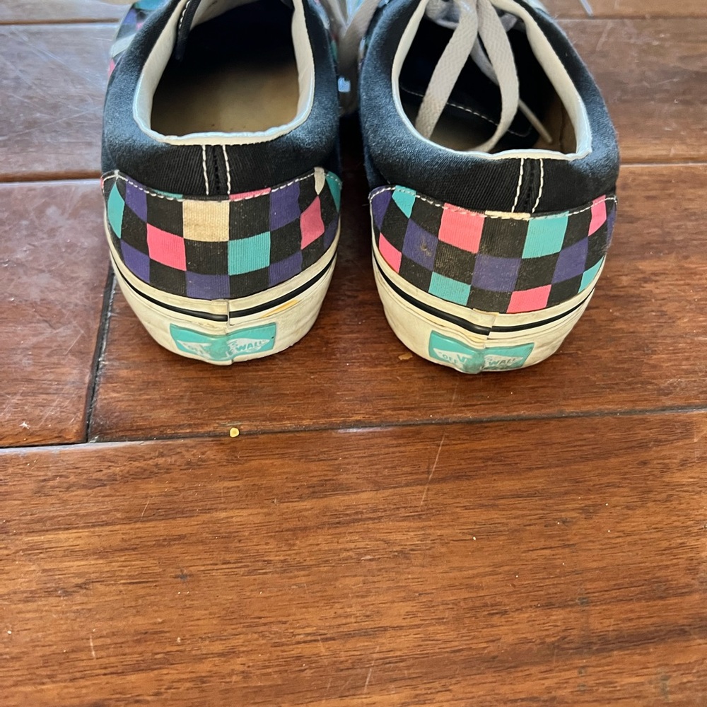 Checkered Vans - Picture 4 of 5